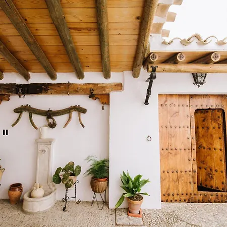 Cortijo Rural Majolero Castillo de Locubín